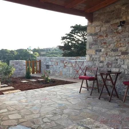 Maria Kythera Nyaraló *