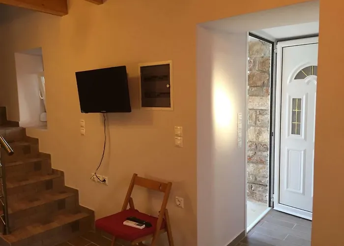 Maria Kythera * Katsoulliánika